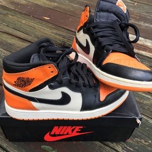 Air Jordan 1 “ Shatters Backboards “
